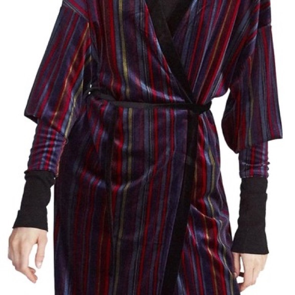 Zara velvet dress - Picture 3 of 6